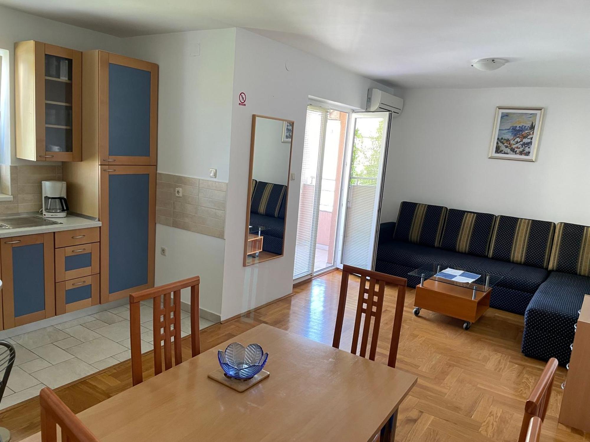 Apartments Dunja Малинська Екстер'єр фото