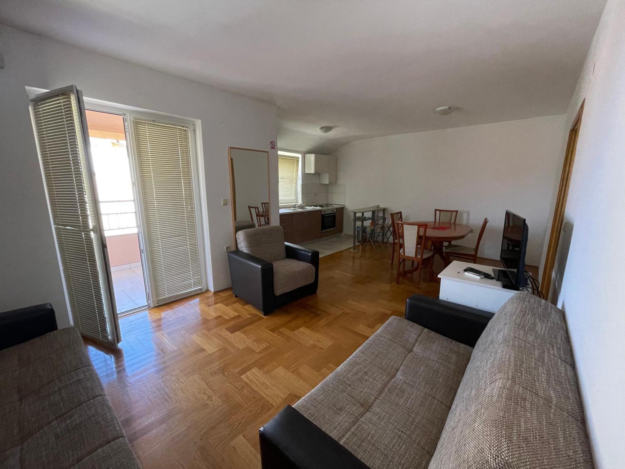 Apartments Dunja Малинська Екстер'єр фото