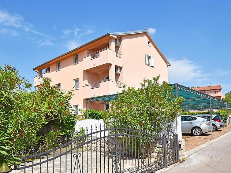 Apartments Dunja Малинська Екстер'єр фото
